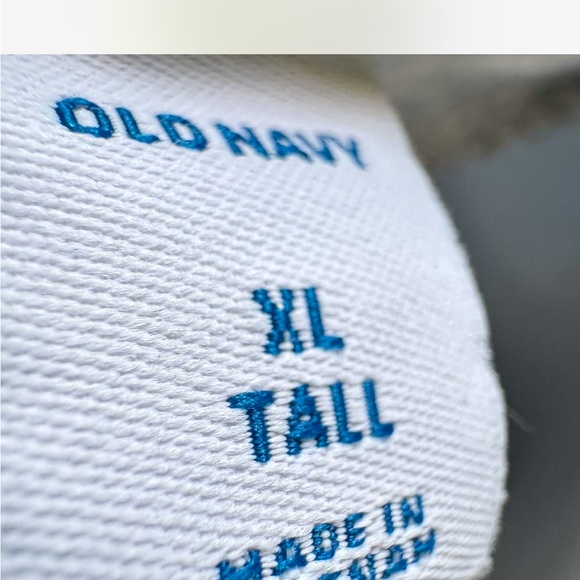 Old Navy Tall Animal Print T-shirt Dress with Cinched Waist - Picture 3 of 3